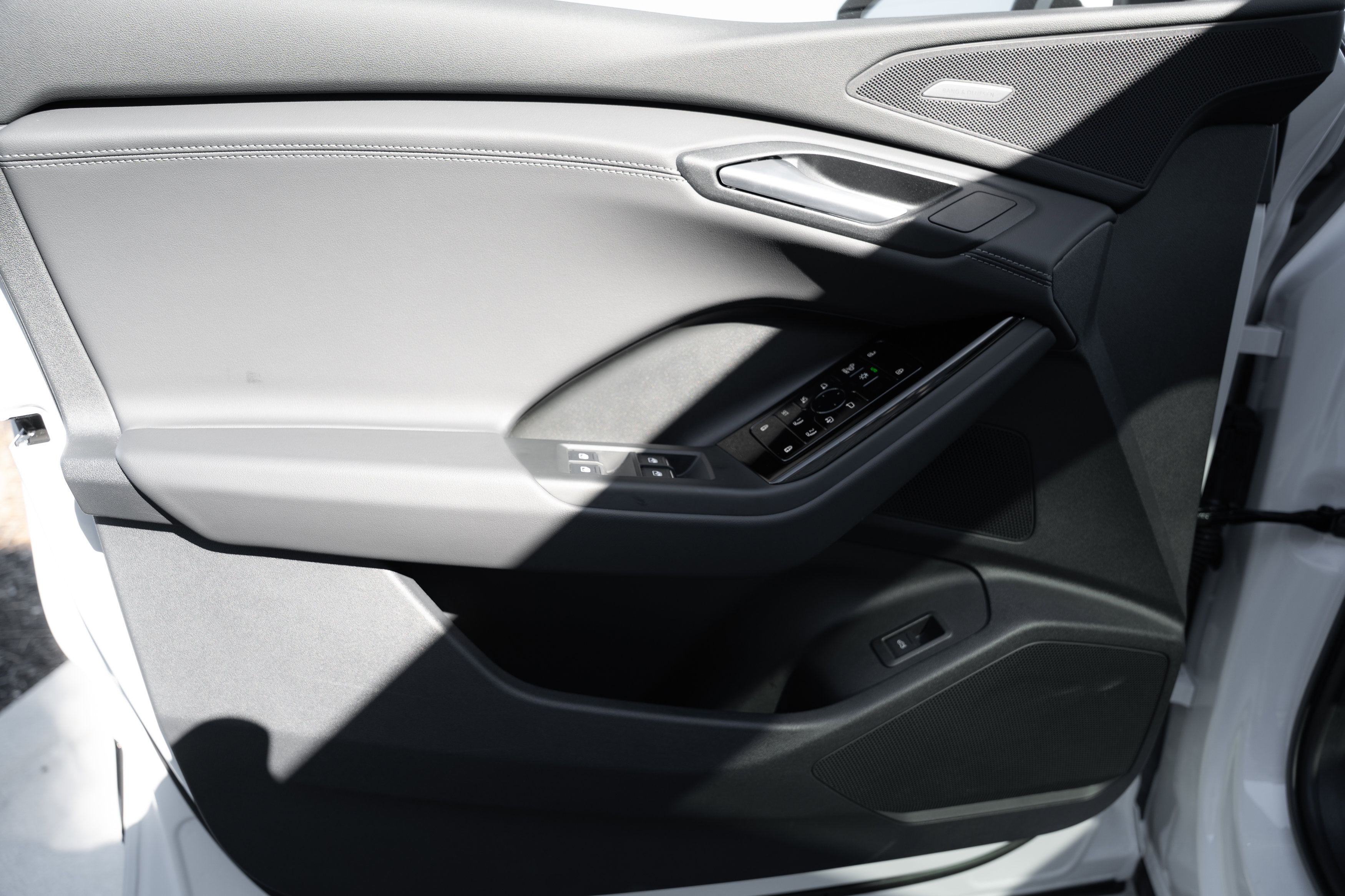Certified 2025 Audi Q6 e-tron Premium Plus w/ Premium Plus image 19