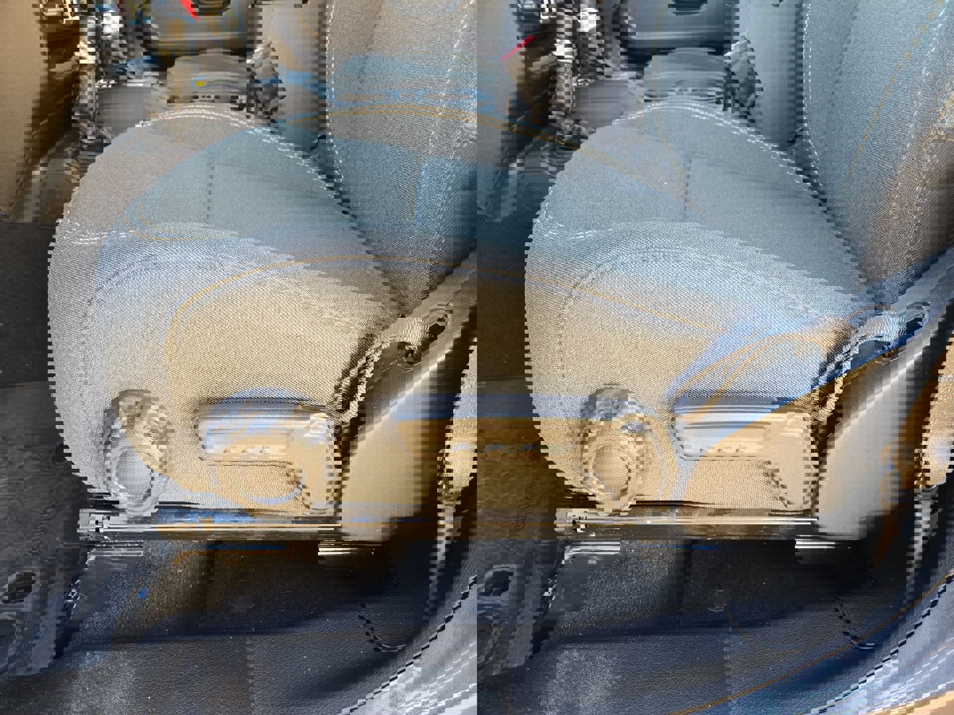 Used 2025 Jeep Gladiator Nighthawk image 17