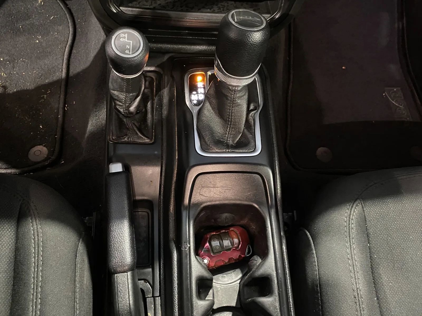 Used 2022 Jeep Gladiator Willys AWD/4WD image 16