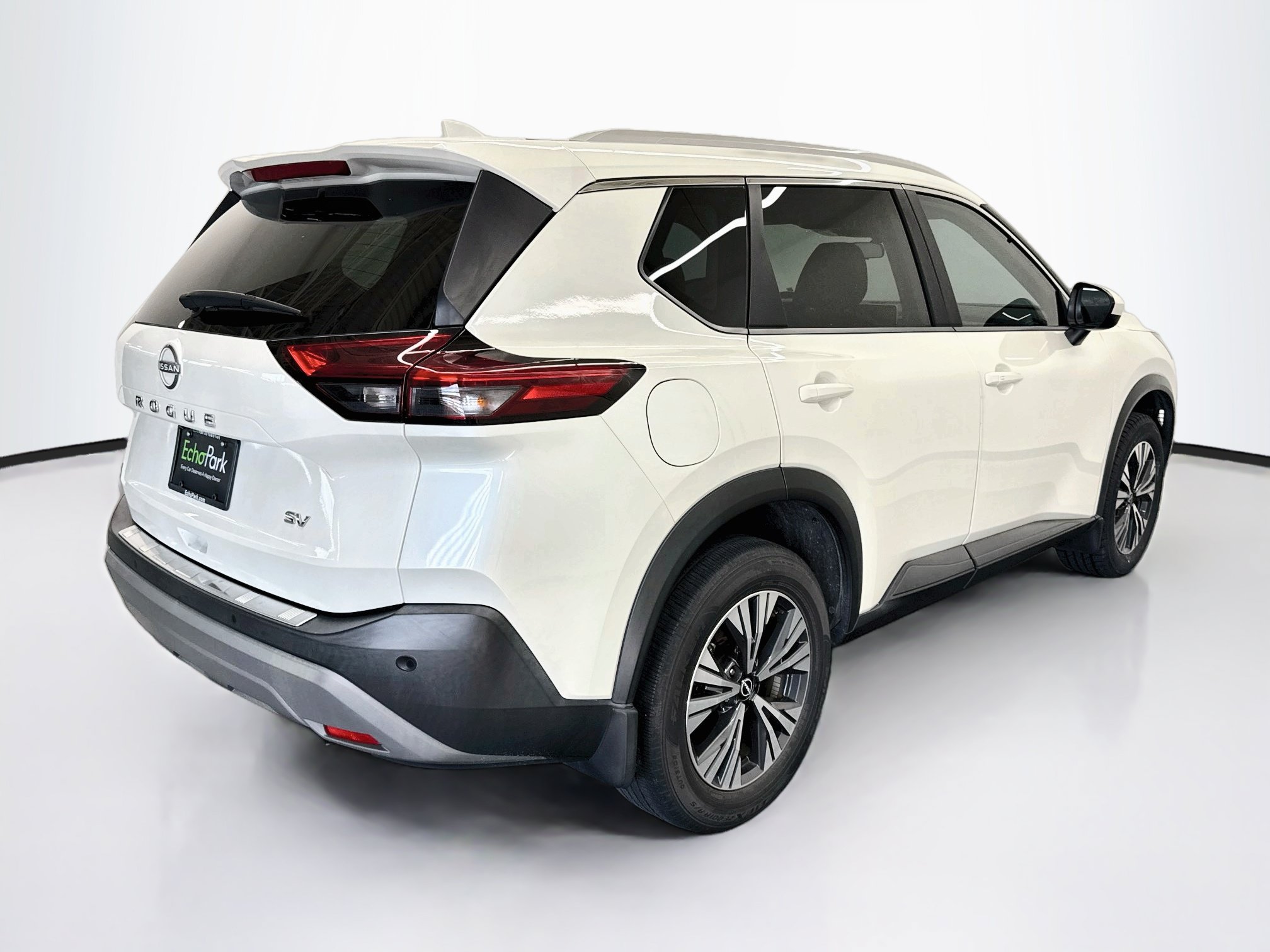 Used 2023 Nissan Rogue SV w/ SV Premium B Package FWD image 9