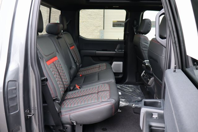 New 2025 Ford F150 Lariat w/ Equipment Group 502A High image 40