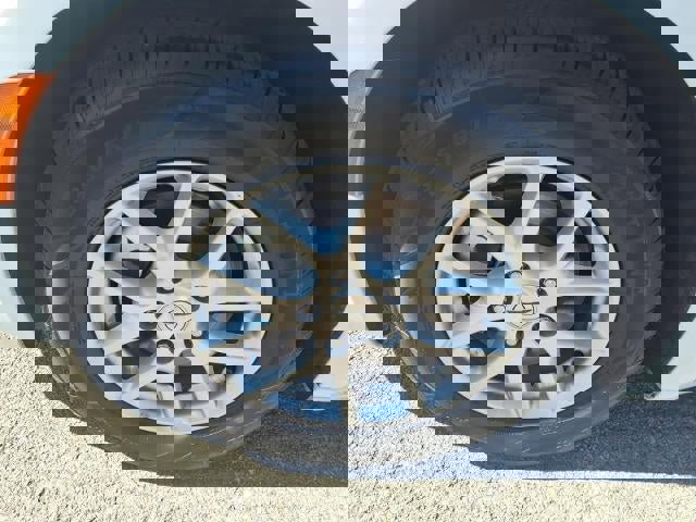 Used 2023 Chrysler Pacifica Touring-L image 5