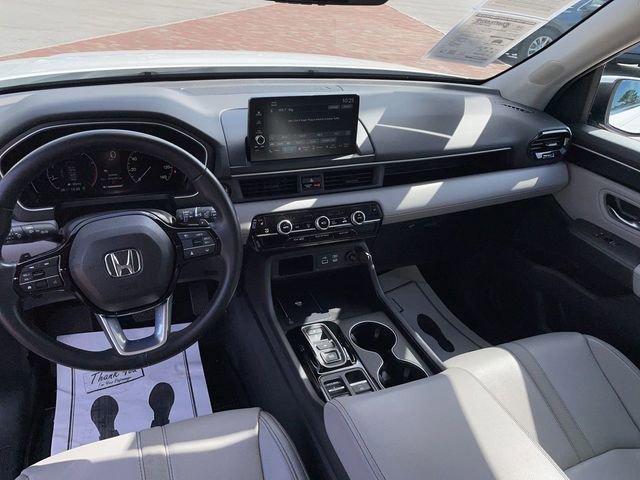 Used 2025 Honda Pilot EX-L image 19