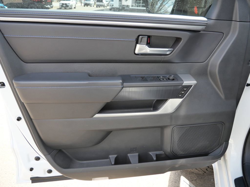 Used 2025 Toyota Tundra Platinum image 28