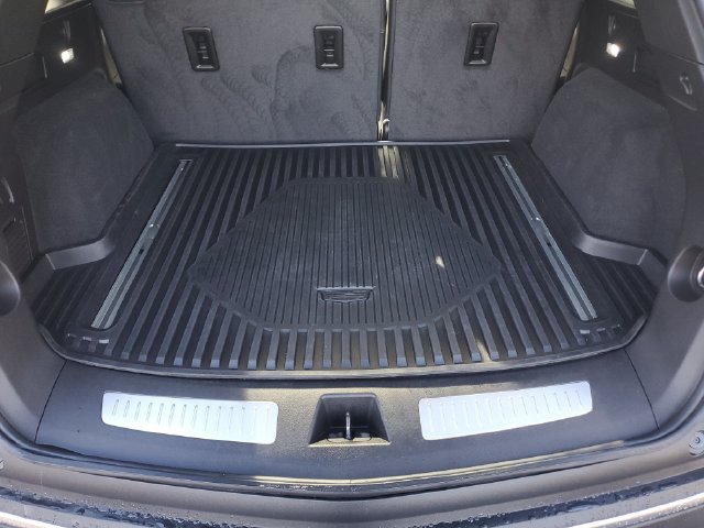 Certified 2024 Cadillac XT5 Premium Luxury w/ LPO, Floor Liner Package AWD/4WD image 8