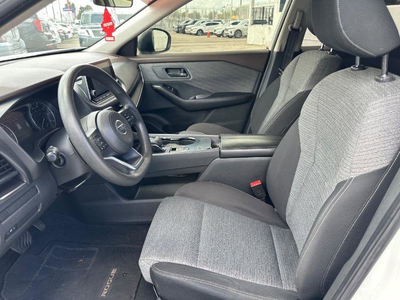 Used 2021 Nissan Rogue S image 9
