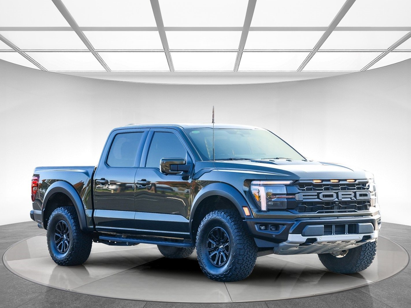 Used 2024 Ford F150 Raptor image 5