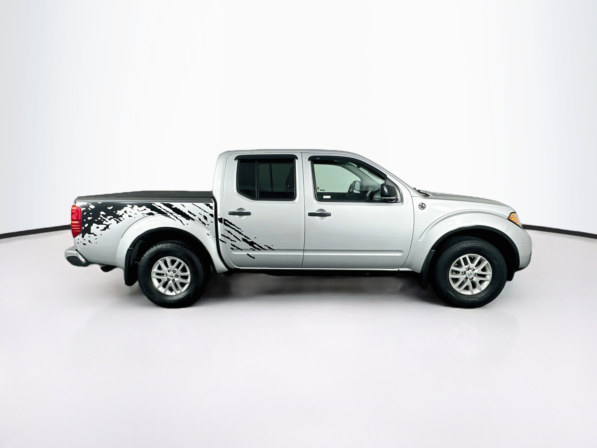 Used 2019 Nissan Frontier SV RWD image 10