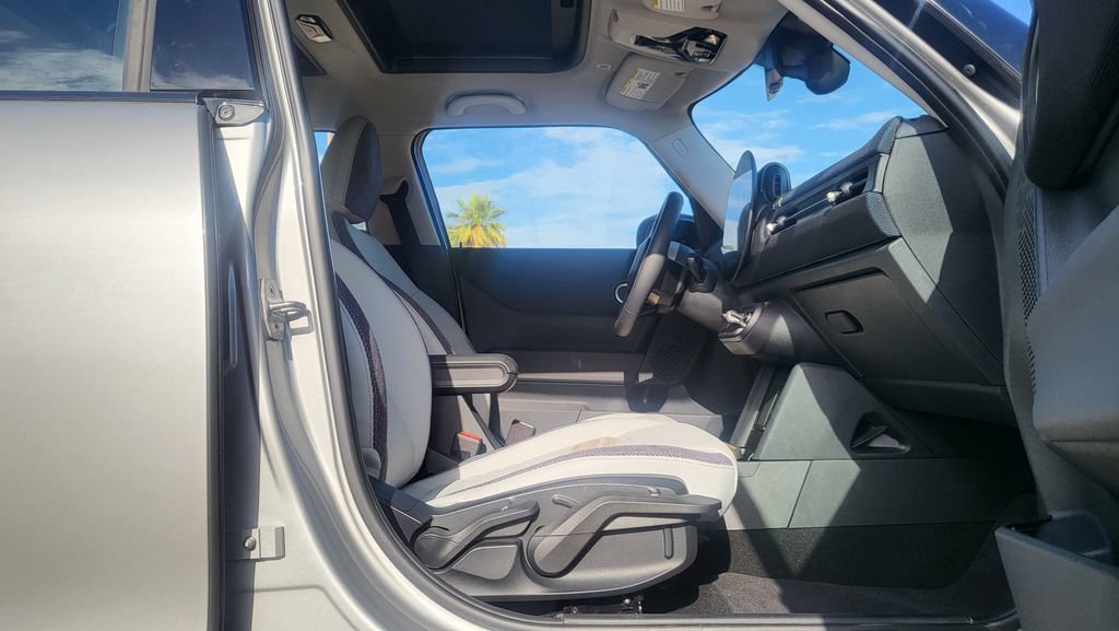 Used 2025 MINI Cooper S FWD image 18