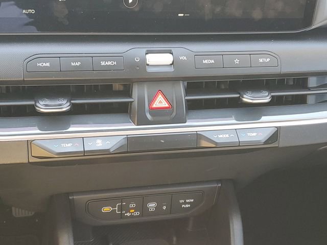 Certified 2025 Kia K4 EX image 29