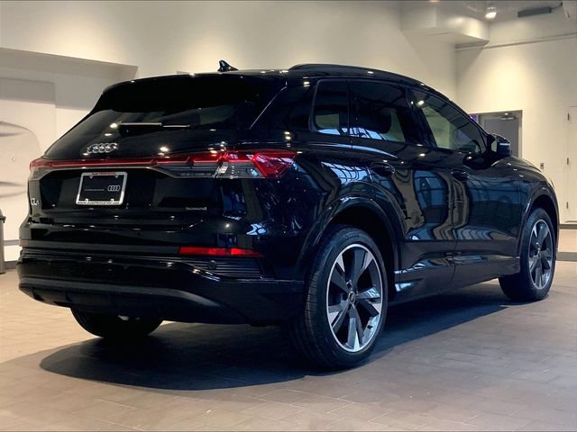 Used 2023 Audi Q4 e-tron Premium Plus w/ Premium Plus AWD/4WD image 7