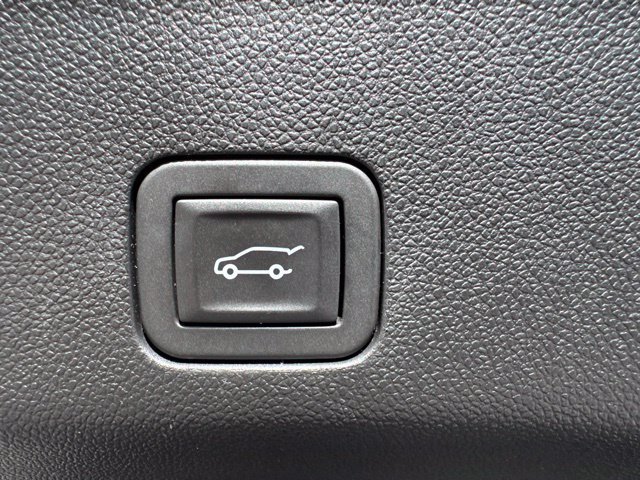 Used 2025 Chevrolet Tahoe Premier RWD image 42
