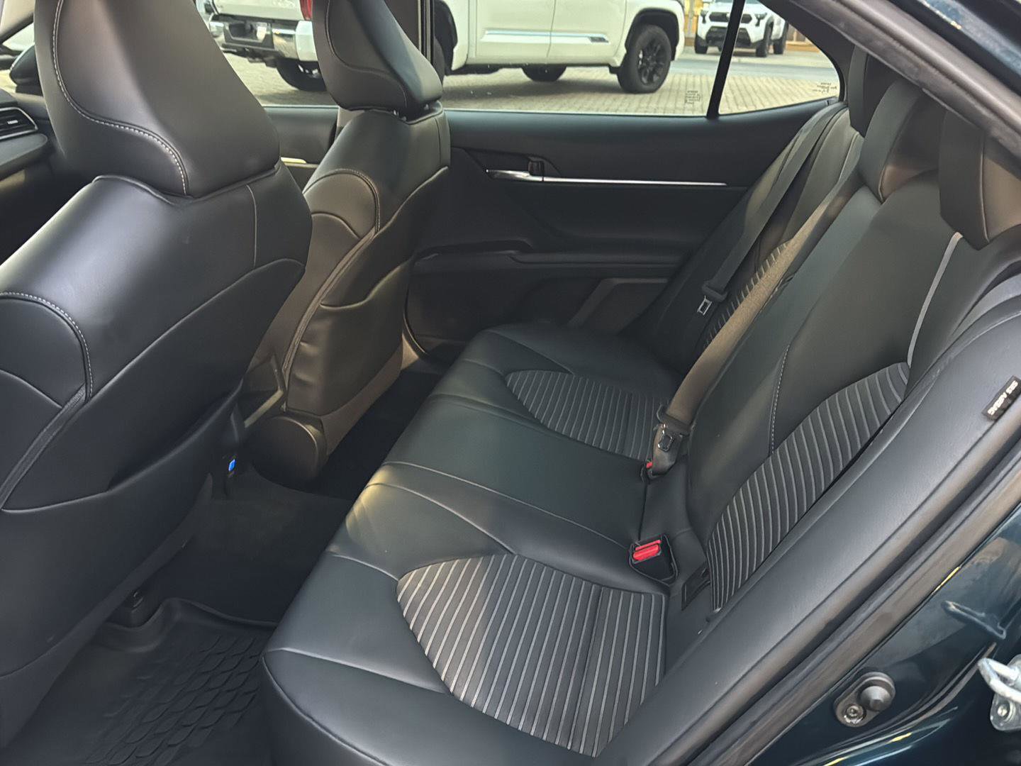 Certified 2021 Toyota Camry SE image 9