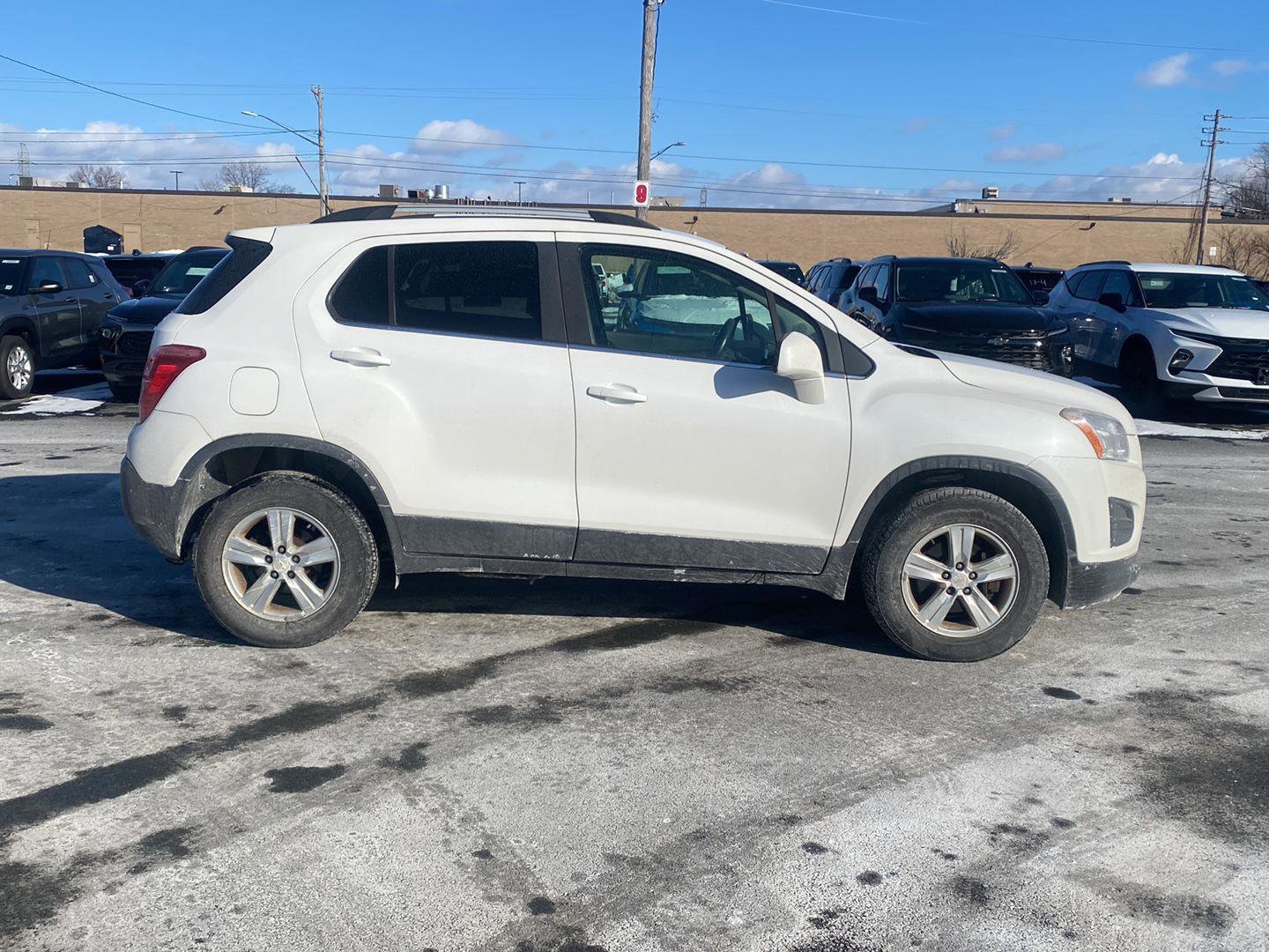Used 2016 Chevrolet Trax LT w/ LT Convenience Package image 5