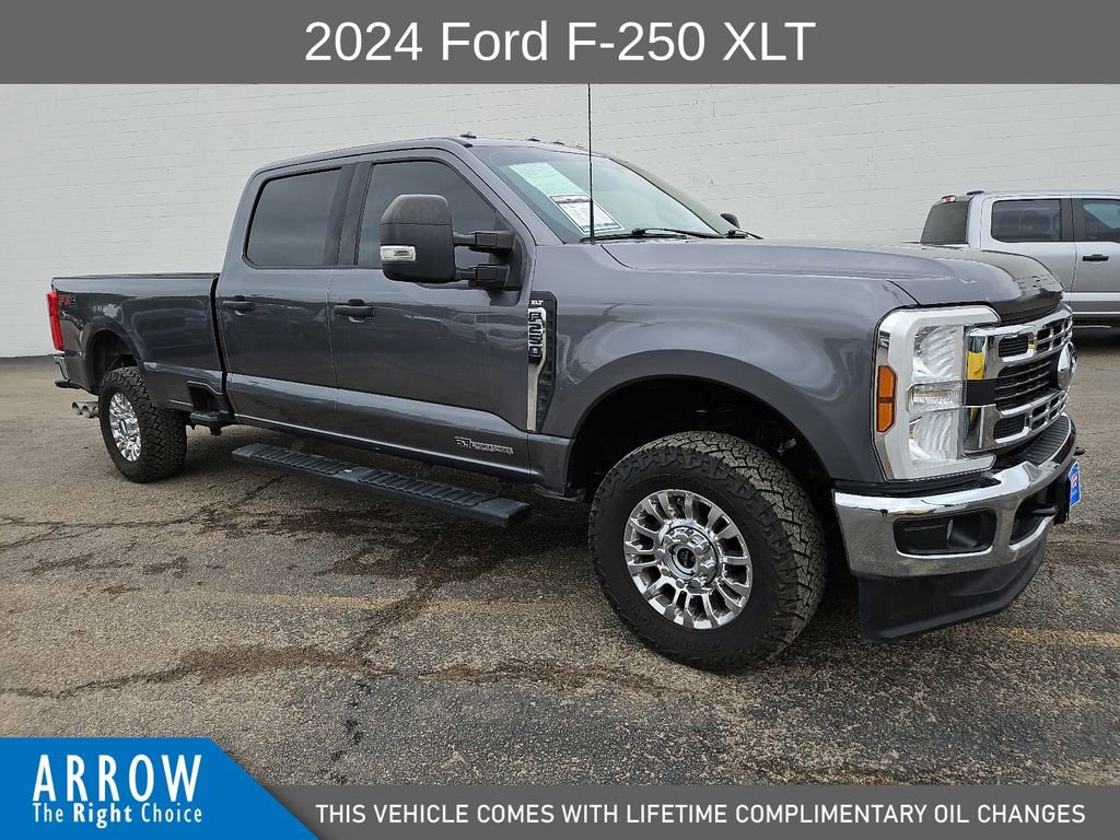 Used 2024 Ford F250 XLT AWD/4WD image 1