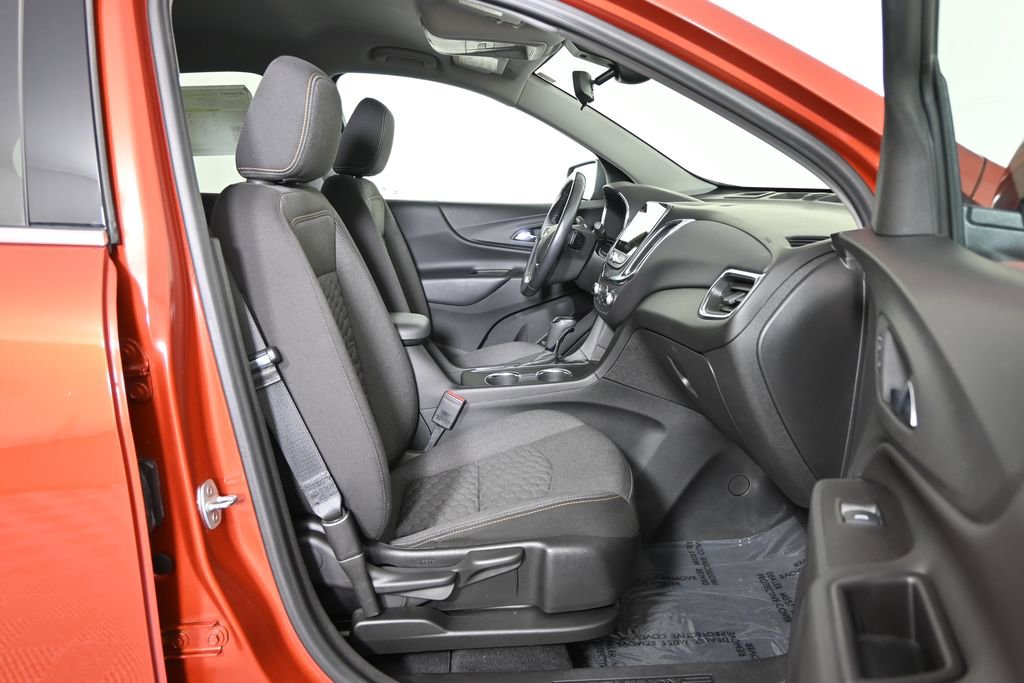 Used 2020 Chevrolet Equinox LT AWD/4WD image 13