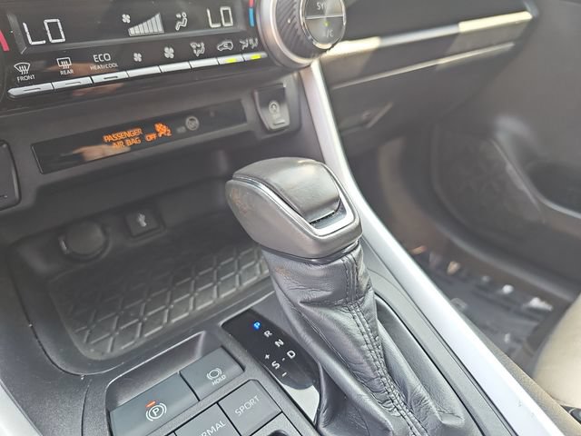 Certified 2022 Toyota RAV4 XLE Premium FWD image 22
