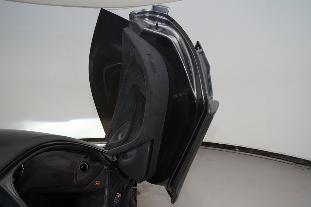 Used 2019 McLaren 600LT image 19