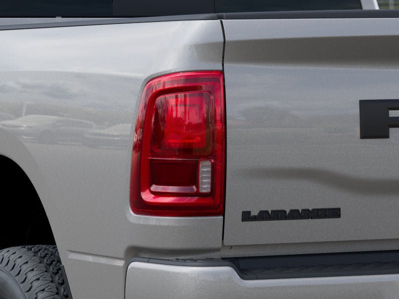 New 2026 RAM 2500 Laramie AWD/4WD image 38
