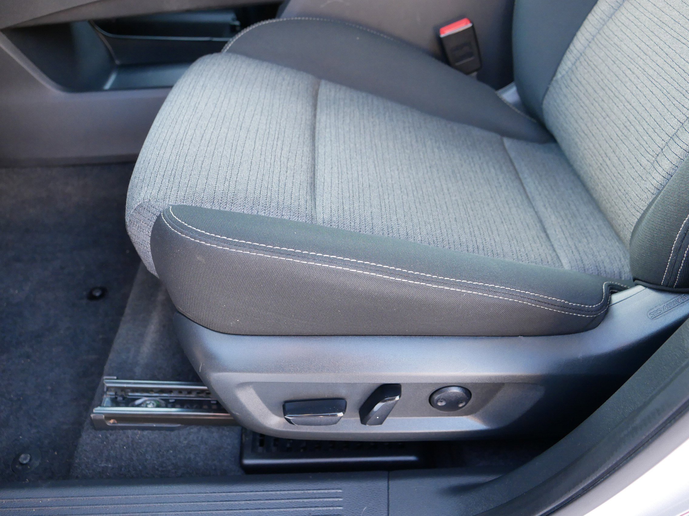 Certified 2022 Nissan Rogue SV image 20