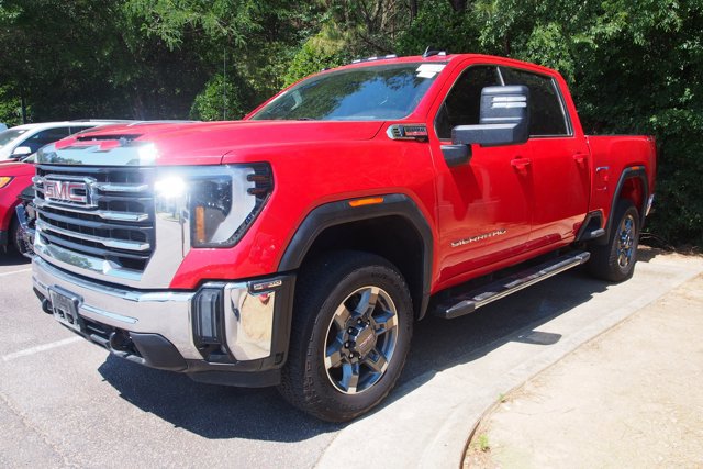 Used 2025 GMC Sierra 2500 SLE w/ Preferred Package AWD/4WD image 4