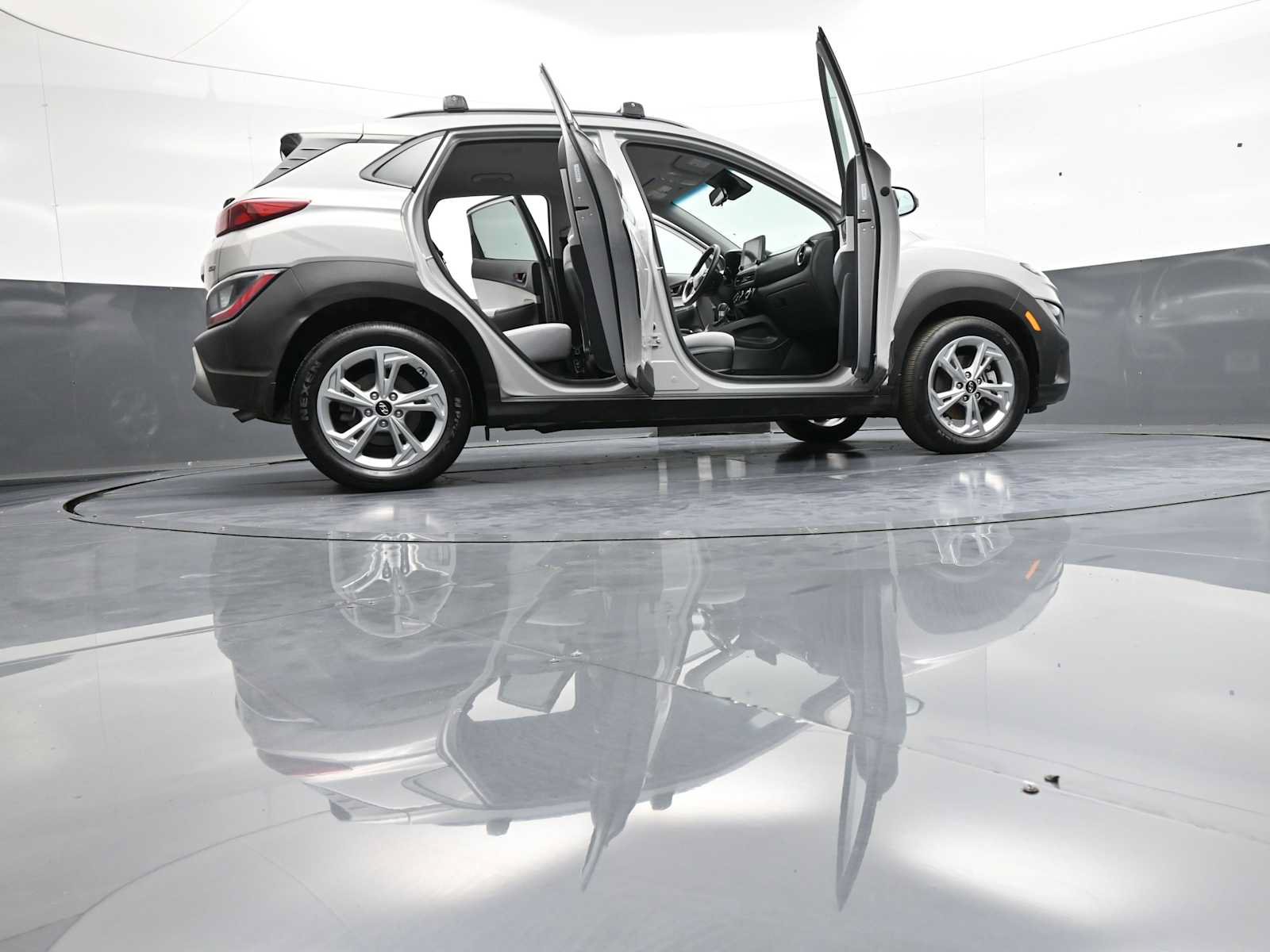 Certified 2023 Hyundai Kona SEL AWD/4WD image 46
