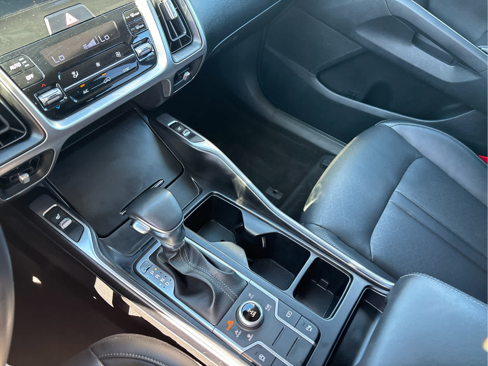 Used 2021 Kia Sorento S AWD/4WD image 14