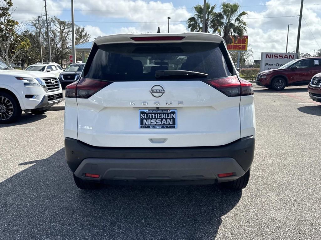 Certified 2023 Nissan Rogue S image 5