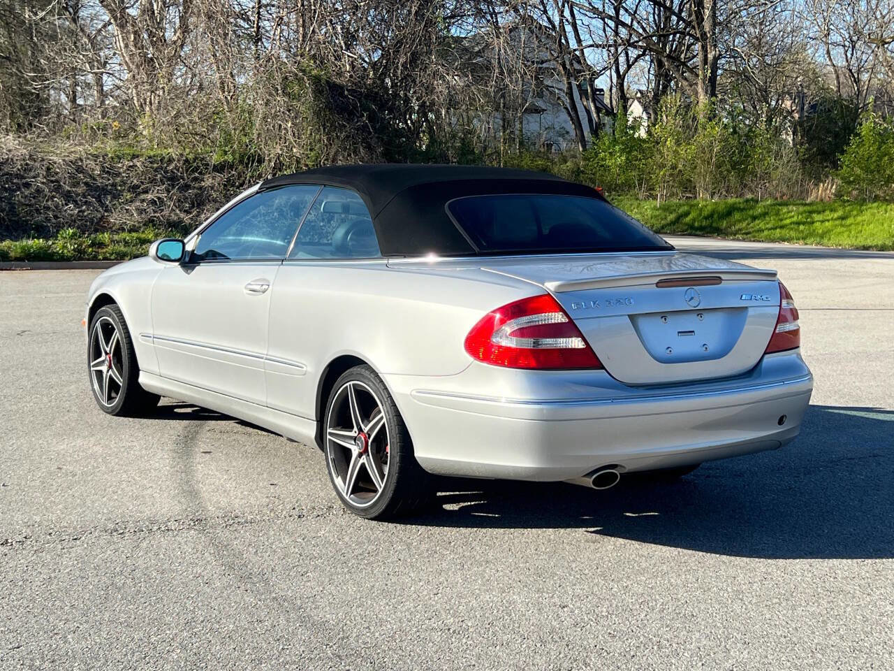 Used 2005 Mercedes-Benz CLK 320 Cabriolet image 12