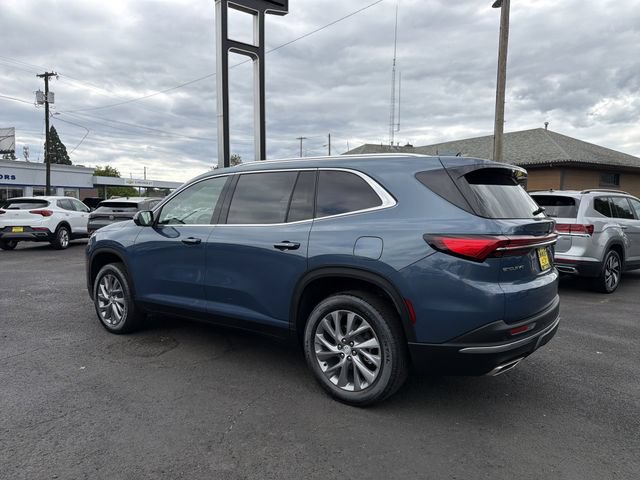 Certified 2025 Buick Enclave Preferred FWD image 3
