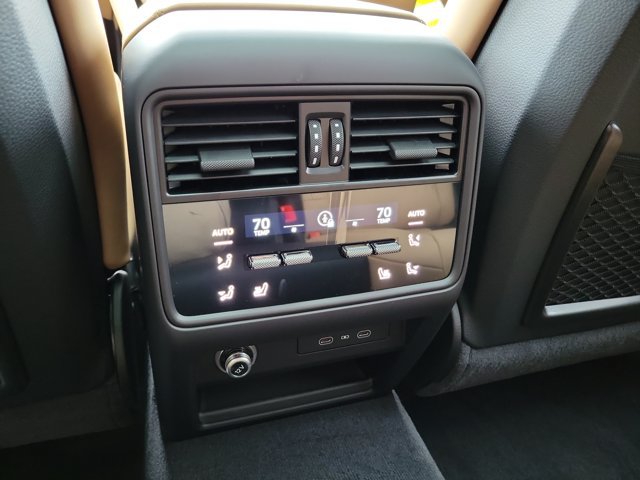 New 2026 Porsche Cayenne AWD/4WD image 19