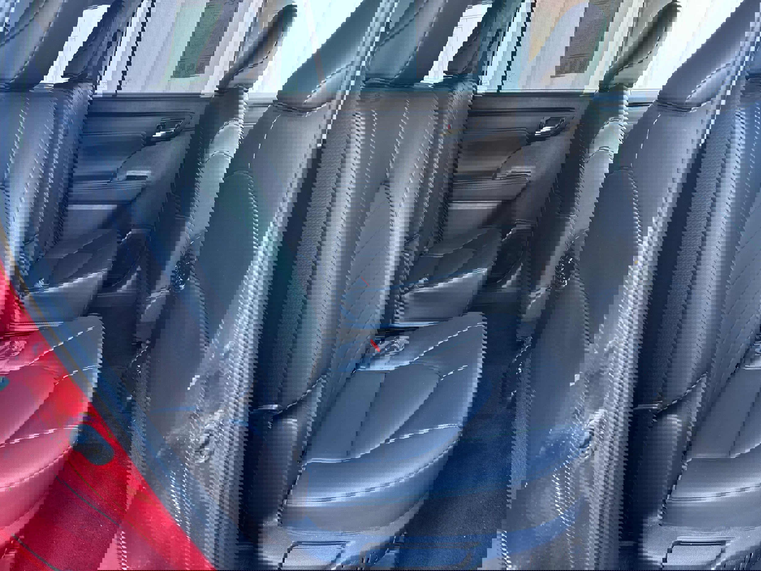 Used 2022 Toyota Highlander XLE image 15