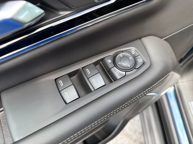 New 2026 GMC Yukon Elevation AWD/4WD image 16