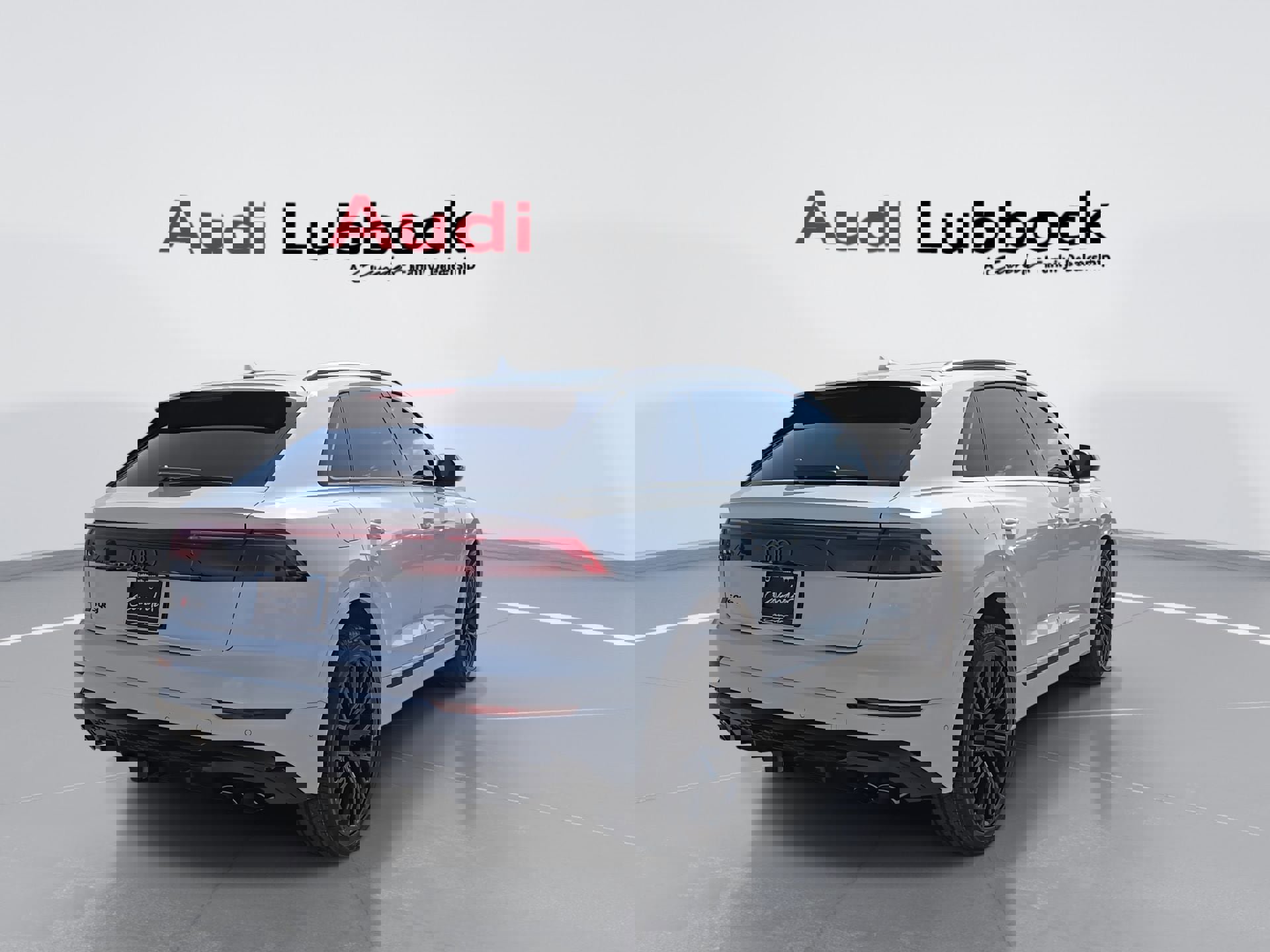 New 2026 Audi SQ8 Premium Plus image 7