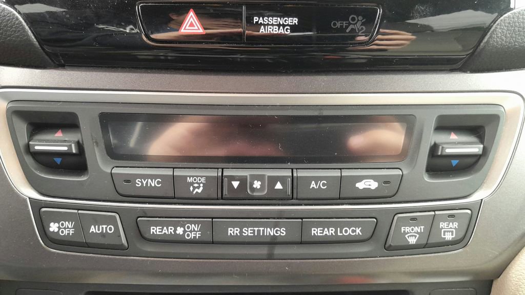 Used 2018 Honda Pilot EX image 27