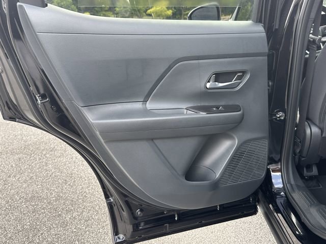New 2026 Nissan Kicks SV w/ SV Premium Package AWD/4WD image 16