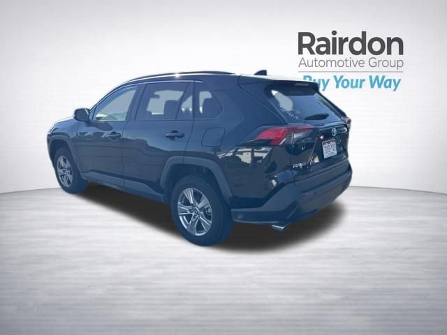 Used 2025 Toyota RAV4 XLE AWD/4WD image 5