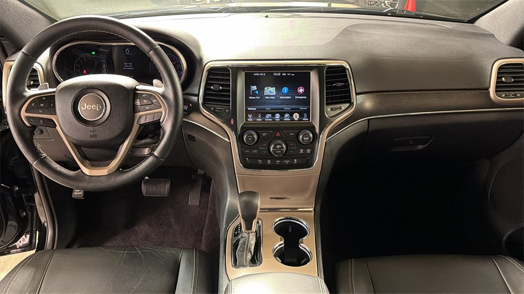 Used 2017 Jeep Grand Cherokee Limited image 17
