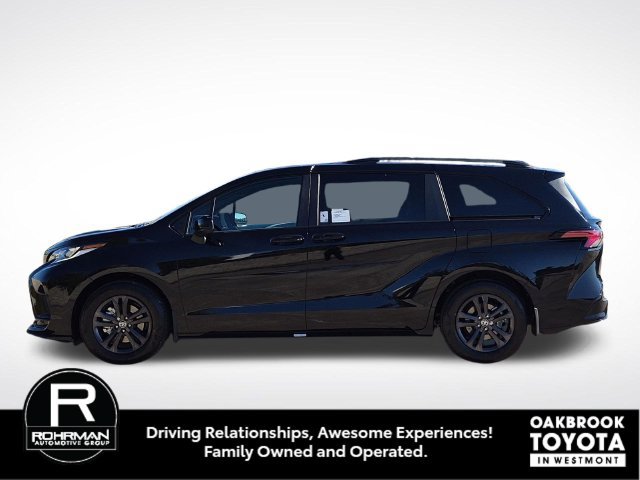 New 2026 Toyota Sienna XSE AWD/4WD image 8