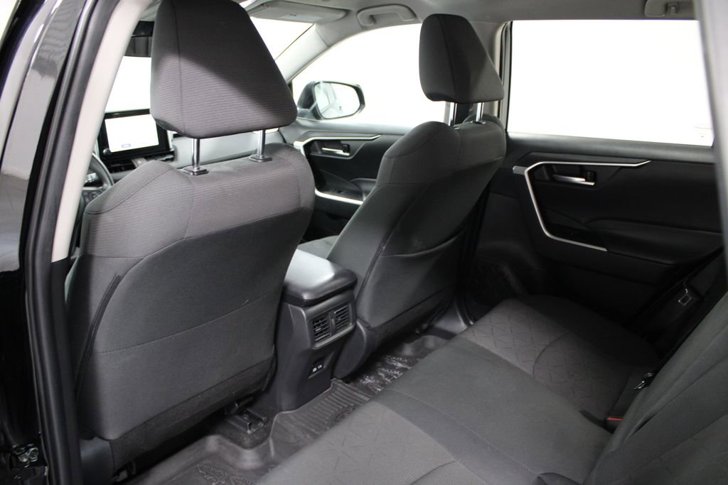 Used 2024 Toyota RAV4 AWD Hybrid image 24