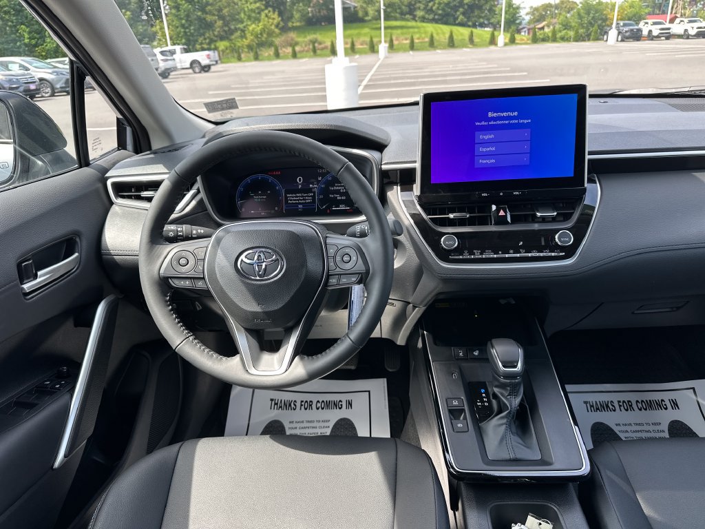 Used 2026 Toyota Corolla Cross XLE w/ Convenience Package AWD/4WD image 18