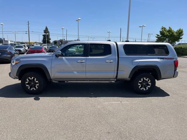 Used 2019 Toyota Tacoma TRD Off-Road w/ TRD Premium Off Road Package image 4