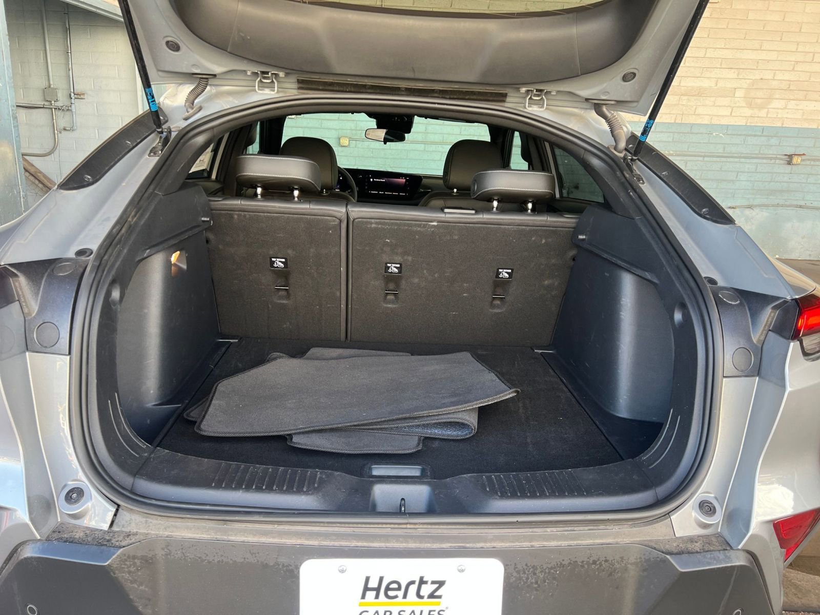 Used 2025 Buick Envista Preferred image 31