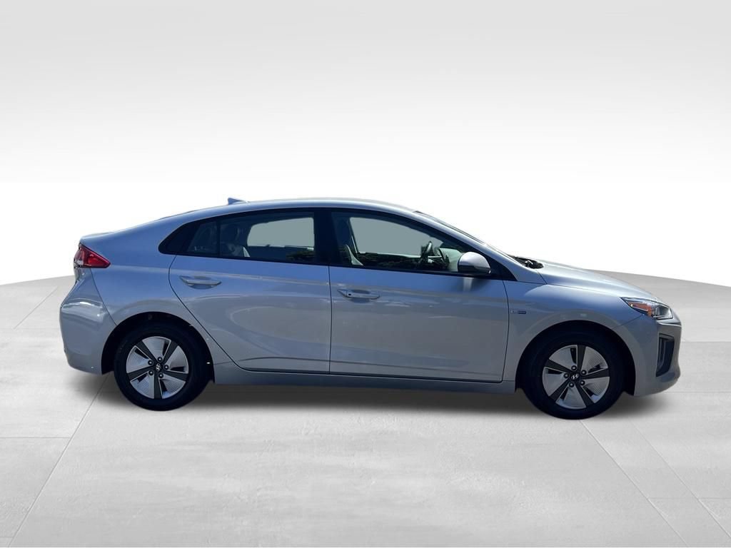 Used 2020 Hyundai Ioniq Blue FWD image 6