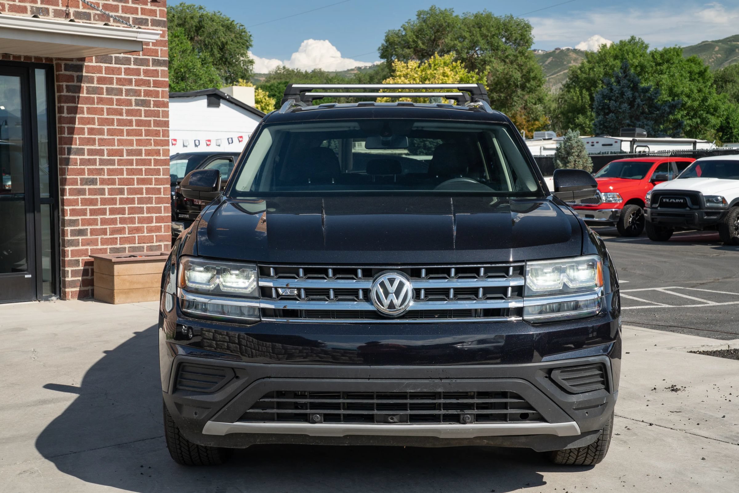 Used 2019 Volkswagen Atlas S AWD/4WD image 2