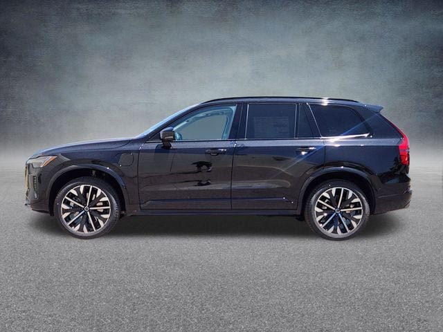 New 2026 Volvo XC90 T8 Ultra w/ Protection Package AWD/4WD image 4