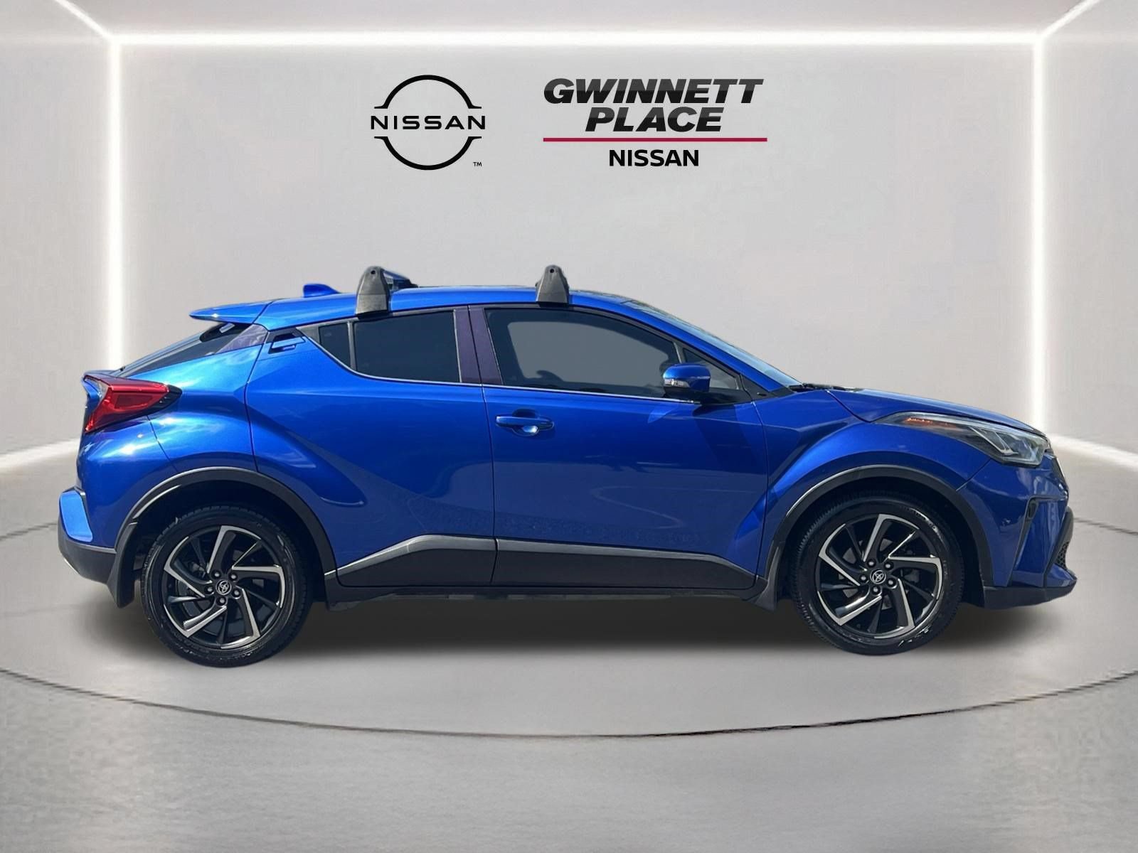 Used 2022 Toyota C-HR Limited FWD image 24