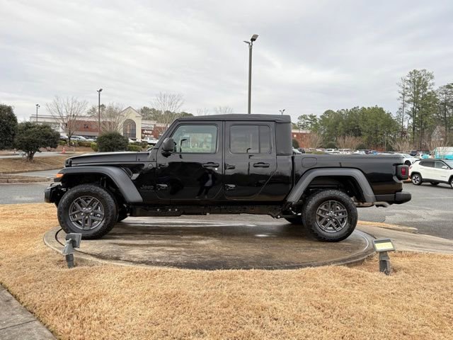 New 2026 Jeep Gladiator Sport image 4