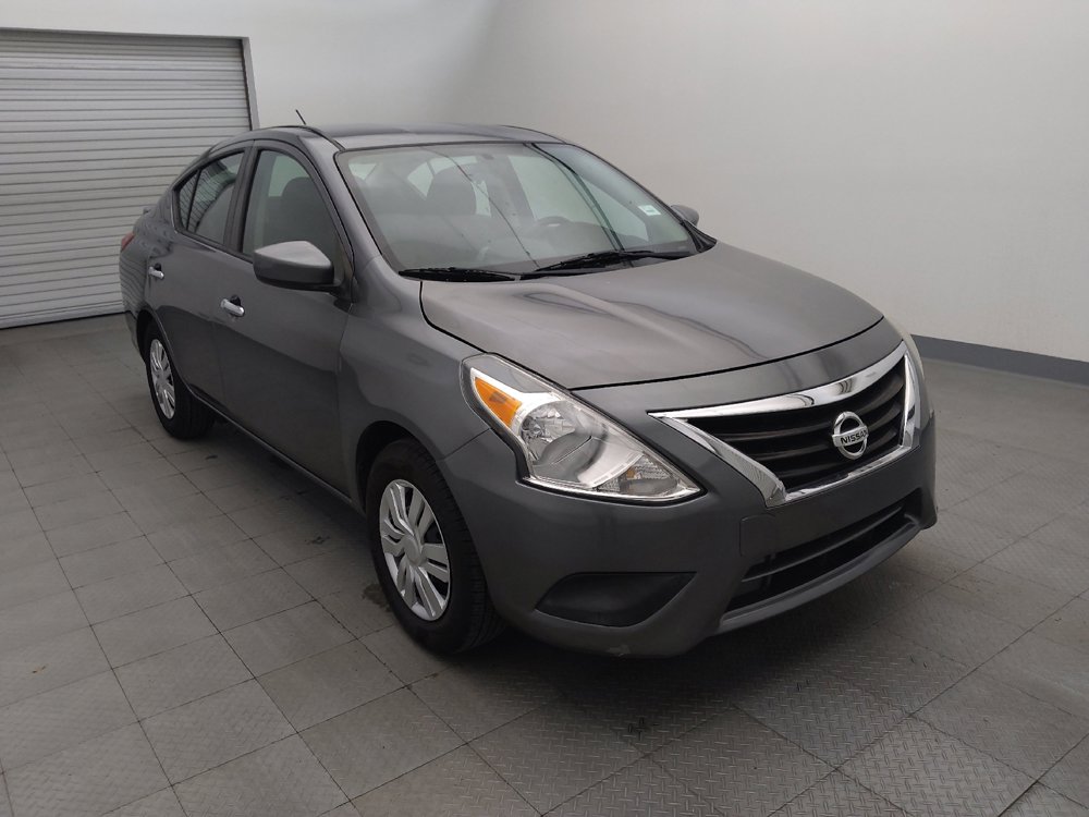 Used 2019 Nissan Versa SV FWD image 13