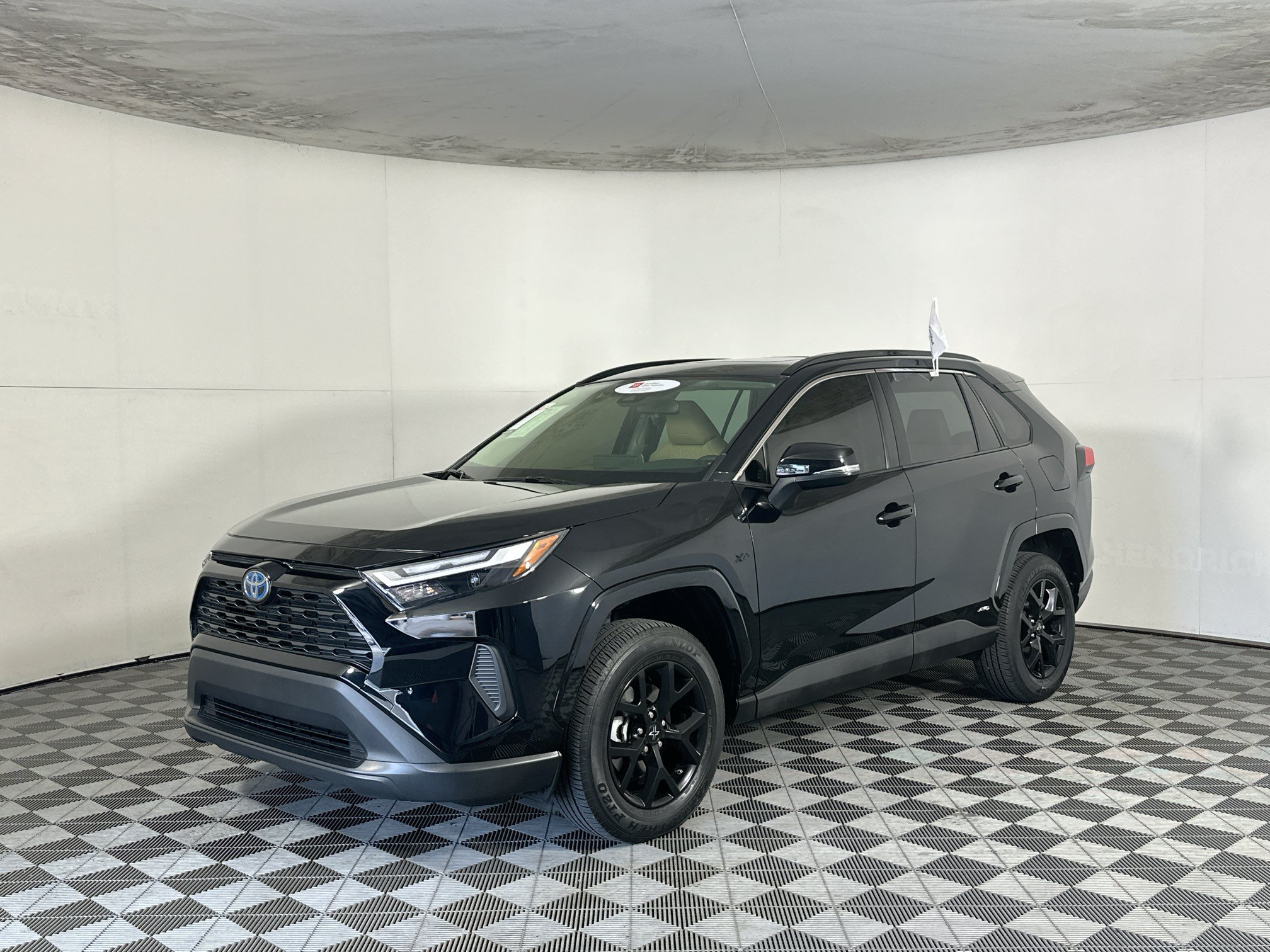 Certified 2024 Toyota RAV4 XLE w/ Convenience Package AWD/4WD image 7